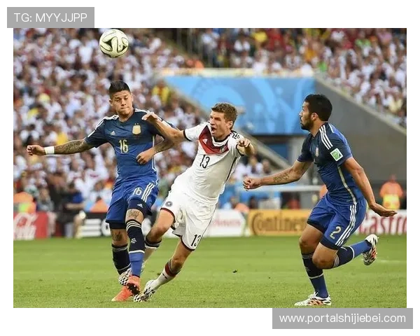 分析世界杯进球背后的战术布局与球队的临场应变