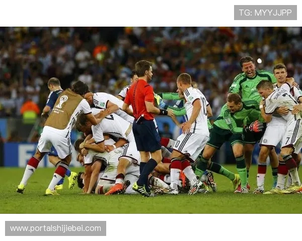 世界杯决赛德国对巴西:比赛中的关键人物表现与战术调整 世界杯决赛德国对巴西:比赛中的关键人物表现与战术调整